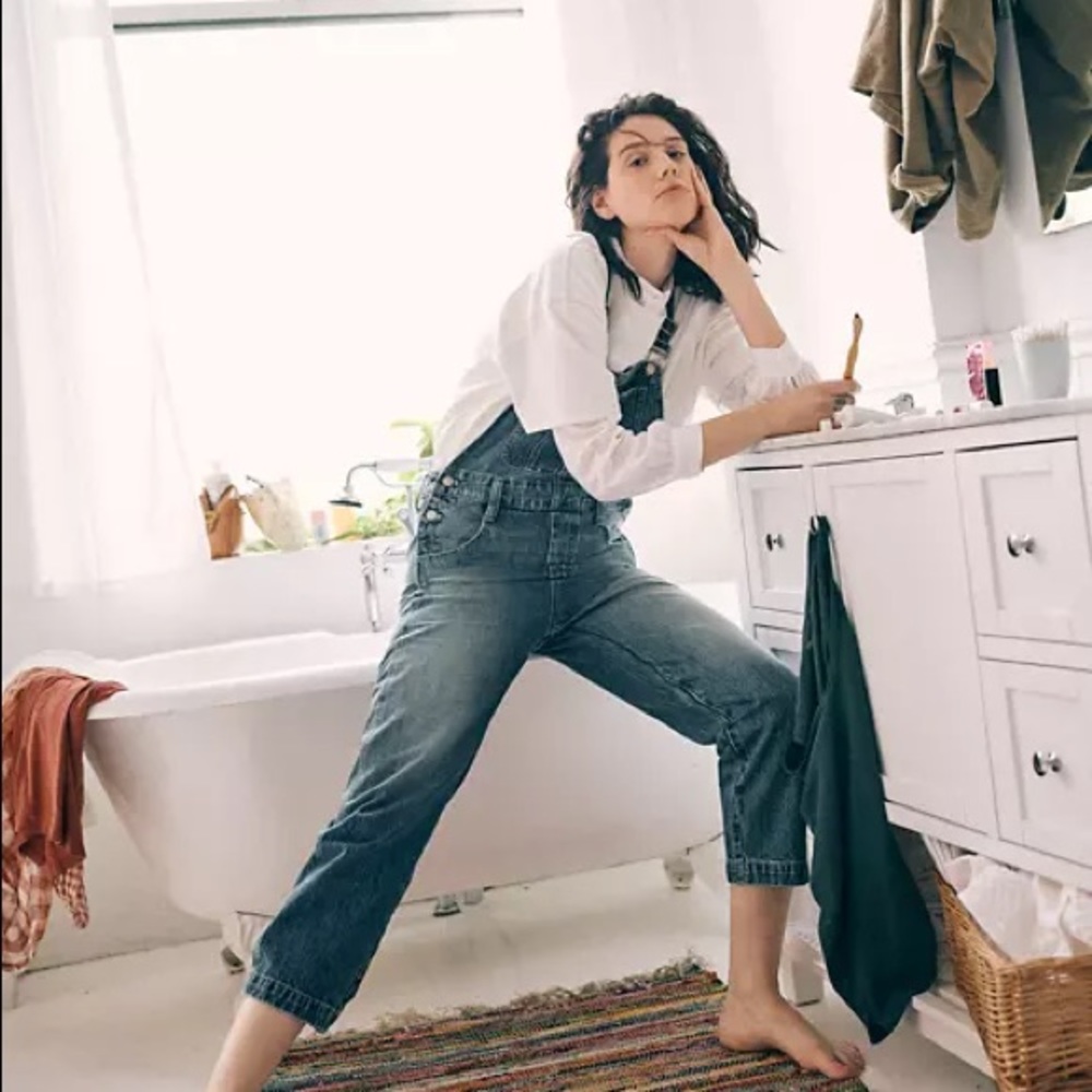 SOLD Madewell Straight Leg Overalls in Hickory Was - Picture 8 of 9